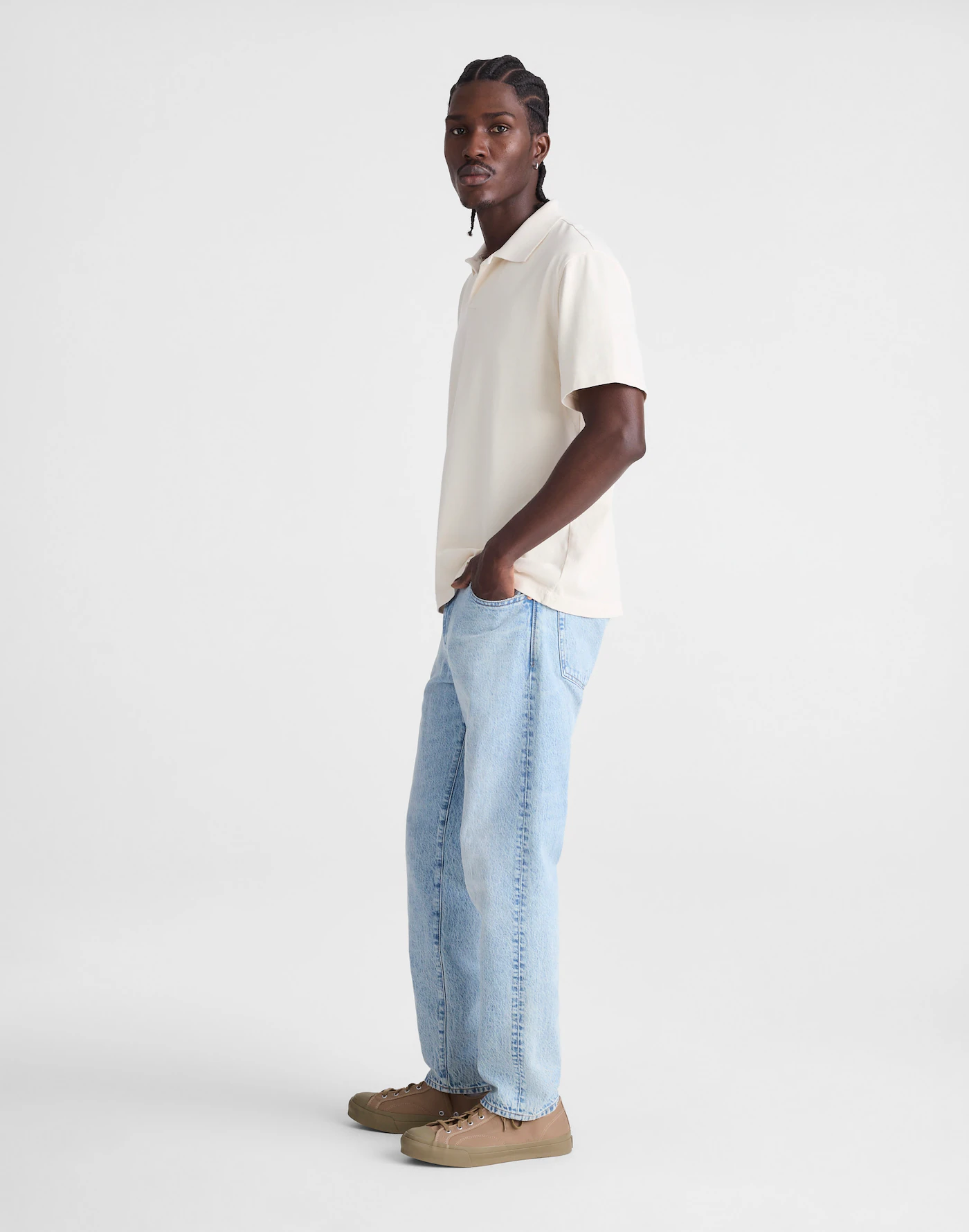 Men Light Wash Relaxed Tapered Fit Denim Jeans Teecaring 3